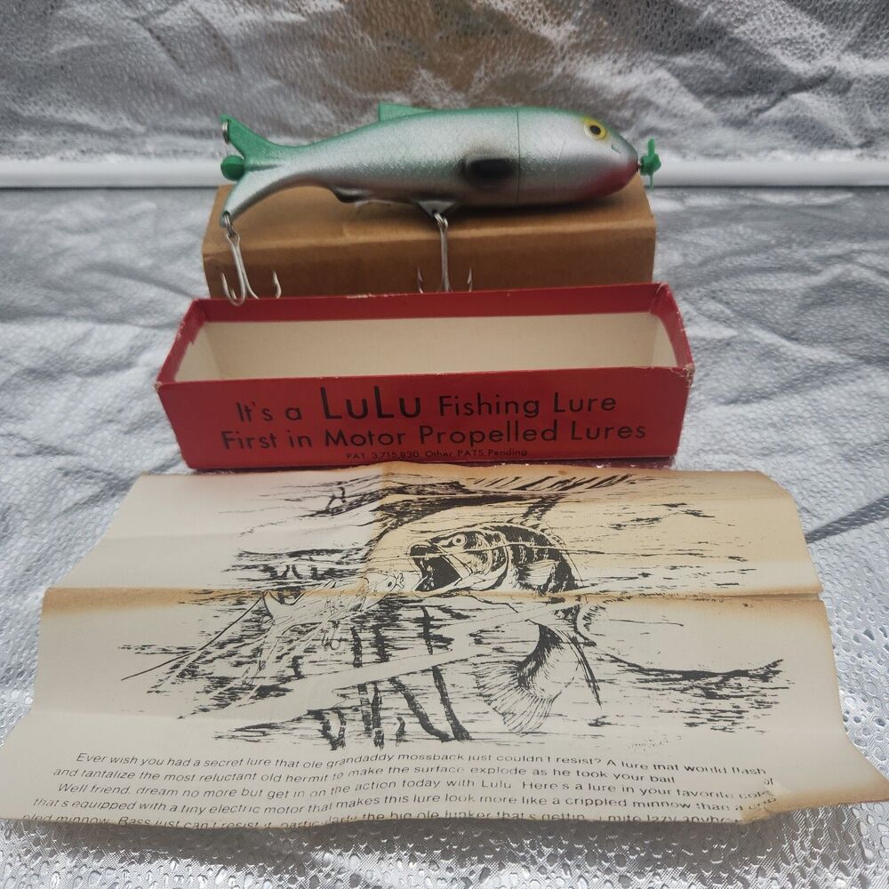 Lure Original Lulu 1973 Battery Motorized Propelled Fishing Box & Instructions